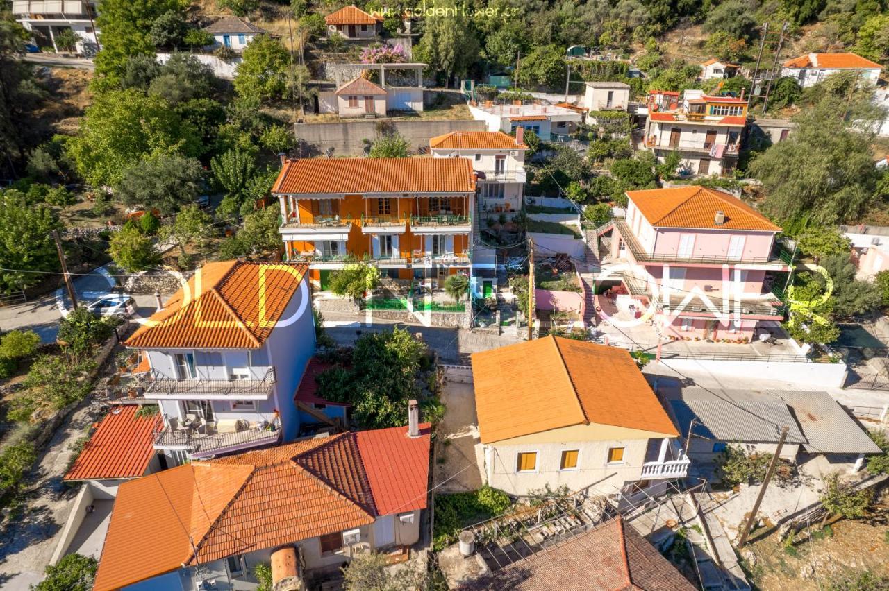 Golden Flower'S Apartment Порос Екстер'єр фото